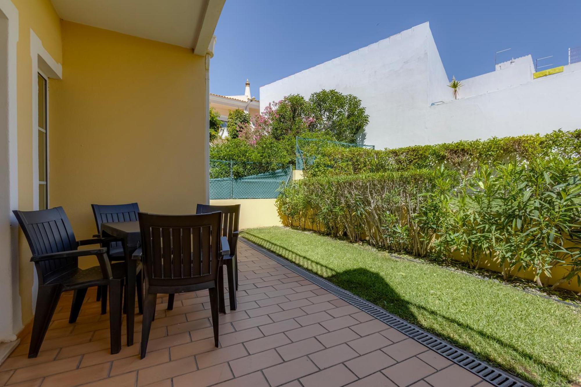 Barrocal Apartment Pera